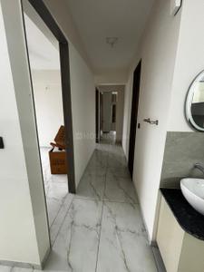 Kitchen Image of 1120 Sq.ft 3 BHK Apartment / Flat for rent in Manjalpur Vadodara for Rs. 25000