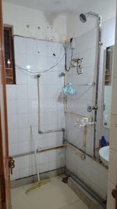 Bathroom Image of 500 Sq.ft 1 BHK Apartment / Flat for rent in Sector 14 Dwarka New Delhi for Rs. 15000