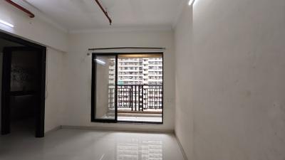 Living Room Image of 580 Sq.ft 1 BHK Apartment / Flat for rent in Raunak City Sector IV D6, Kalyan West Kalyan for Rs. 15000