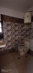 Bathroom Image of 1000 Sq.ft 3 BHK Apartment / Flat for sale in Vikaspuri Luxury Homes, Vikaspuri New Delhi for Rs. 14500000