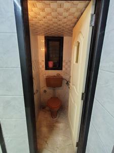 Bathroom Image of 410 Sq.ft 1 RK Apartment / Flat for rent in Kalyan West Kalyan for Rs. 11000