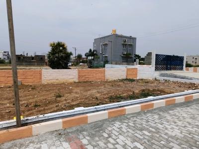 Image of 650 Sq.ft Residential Plot / Land for sale in Red Hills, Chennai for Rs. 3055000
