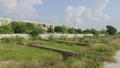 Image of 9000 Sq.ft Residential Plot / Land for sale in Rohta, Agra for Rs. 100000000