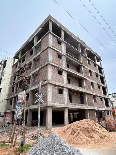 varaha square Main Image 1