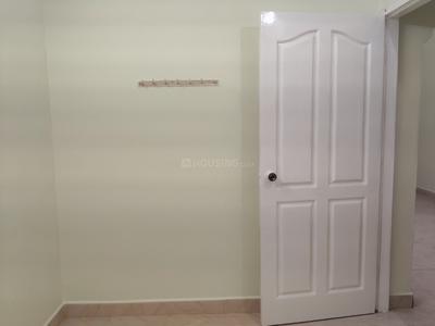 Bedroom Image of 800 Sq.ft 2 BHK Apartment / Flat for rent in Kodambakkam Chennai for Rs. 21000