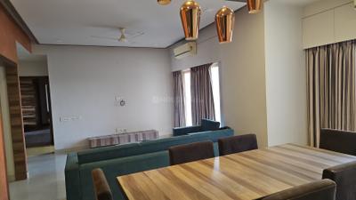 Living Room Image of 2200 Sq.ft 4 BHK Apartment / Flat for rent in Adani Water Lily, Shantigram Ahmedabad for Rs. 150000