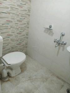 Common Bathroom Image of 730 Sq.ft 1 BHK Apartment / Flat for rent in Yousufguda Hyderabad for Rs. 12250