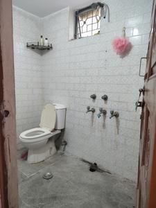 Aurobindo Apartments Common Bathroom 3
