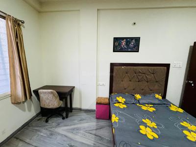 Bedroom Image of 250 Sq.ft 1 RK Builder Floor for rent in Mahalakshmi Nagar Indore for Rs. 12000