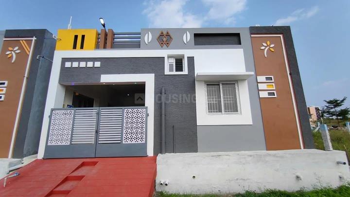 Selvi green square Main Image 1
