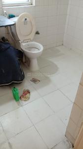 Bathroom Image of 2050 Sq.ft 3 BHK Independent House for rent in BPTP Park Elite Floors, Sector 85 Faridabad for Rs. 20000