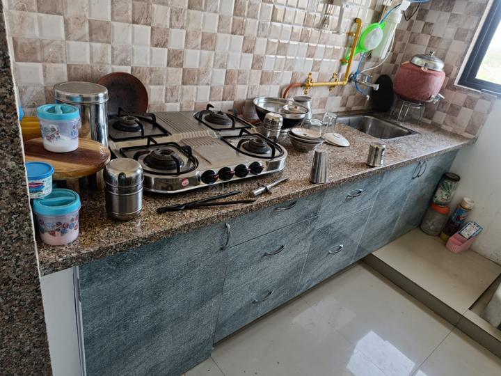 Kitchen Image of 756 Sq.ft 2 BHK Apartment / Flat for sale in Signature Vrajdham, Sarkhej- Okaf Ahmedabad for Rs. 4500000