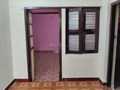 Bedroom Image of 800 Sq.ft 2 BHK Builder Floor for rent in Choolaimedu Chennai for Rs. 14000