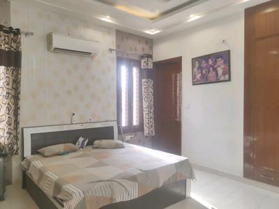 Bedroom Image of 2400 Sq.ft 4 BHK Builder Floor for sale in Sector 21B Faridabad for Rs. 31000000
