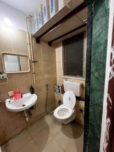 Bathroom Image of 882 Sq.ft 2 BHK Apartment / Flat for rent in DB Ozone, Dahisar East Mumbai for Rs. 27000