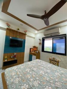 Bedroom Image of 1700 Sq.ft 3 BHK Apartment / Flat for rent in HH Pravesh, Ghatlodiya Ahmedabad for Rs. 50000