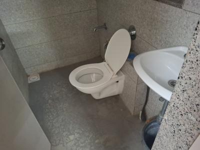 Bathroom Image of 550 Sq.ft 1 BHK Apartment / Flat for sale in Sun Rising Homes, Gota Ahmedabad for Rs. 3350000