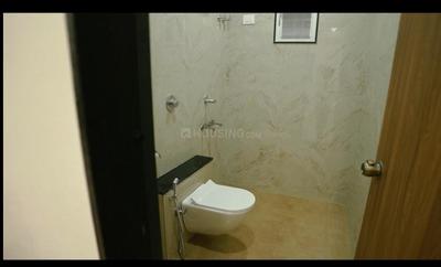 Bathroom Image of 1100 Sq.ft 2 BHK Apartment / Flat for rent in Dharampeth Nagpur for Rs. 21000