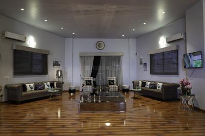 Hall Image of 2050 Sq.ft 3 BHK Apartment / Flat for sale in Escon Primera Phase 1, PR7 Airport Road Zirakpur for Rs. 16810000