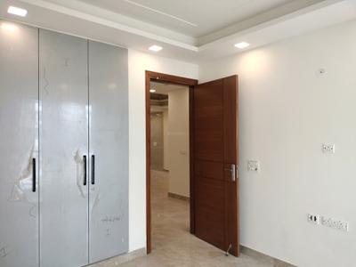 Bedroom Image of 1305 Sq.ft 3 BHK Builder Floor for sale in BPTP District 5, Sector 84 Faridabad for Rs. 14000000