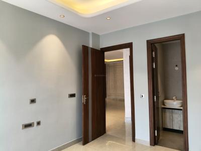 Bedroom Image of 2700 Sq.ft 4 BHK Builder Floor for rent in Adani Samsara Arya, Sector 60 Gurgaon for Rs. 85000