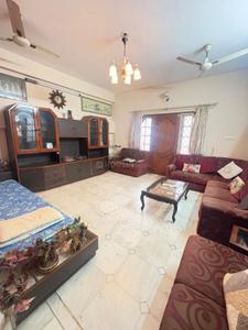 Bedroom Image of 1200 Sq.ft 2 BHK Independent House for rent in Indira Nagar Bengaluru for Rs. 75000