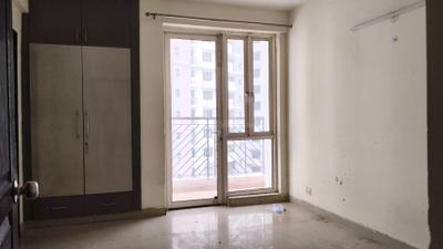 Bedroom Image of 1234 Sq.ft 2 BHK Apartment / Flat for sale in Logix Blossom Greens, Sector 143 Noida for Rs. 8400000