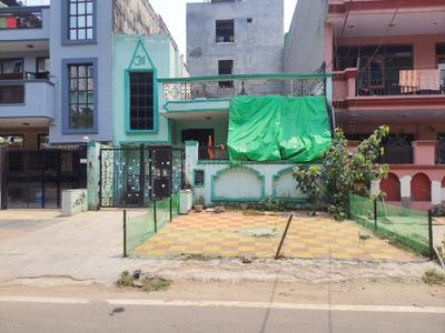Image of 950 Sq.ft 2 BHK Independent House for sale in Sector 51, Noida for Rs. 30000000