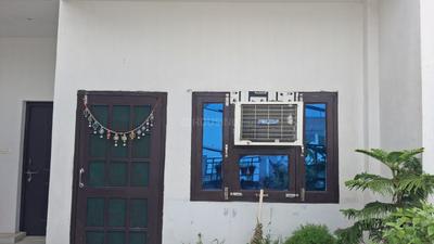 Image of 1026 Sq.ft 6 BHK Independent House for sale in Veer Savarkar Nagar, Bareilly for Rs. 9800000