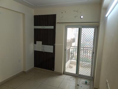 Bedroom Image of 1060 Sq.ft 2 BHK Apartment / Flat for sale in Vaishali Ghaziabad for Rs. 9900000