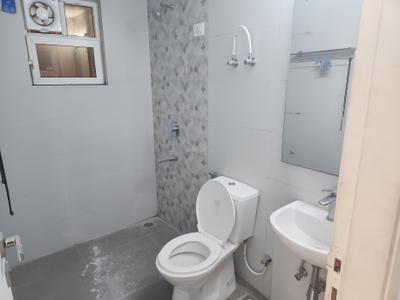 Image of 1140 Sq.ft 3 BHK Apartment / Flat for sale in Signature Global City 37D 1, Sector 37D, Gurgaon for Rs. 14000000