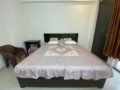 Bedroom Image of 1765 Sq.ft 3.5 BHK Apartment / Flat for sale in Prateek Laurel, Sector 120 Noida for Rs. 25000000