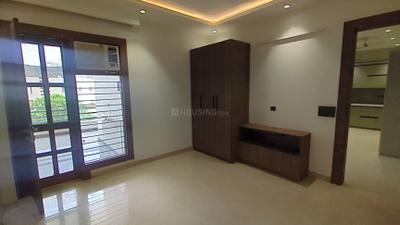 Bedroom Image of 2700 Sq.ft 4 BHK Builder Floor for rent in HUDA Plot Sector 38, Sector 38 Gurgaon for Rs. 60000