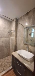 Bathroom Image of 1800 Sq.ft 3 BHK Builder Floor for rent in South Extension II New Delhi for Rs. 135000