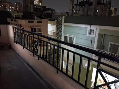 Balcony Image of 1200 Sq.ft 3 BHK Builder Floor for rent in Toli Chowki Hyderabad for Rs. 17000