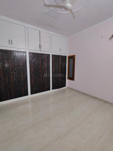 Bedroom Image of 2150 Sq.ft 2 BHK Builder Floor for rent in Gomti Nagar Lucknow for Rs. 22000