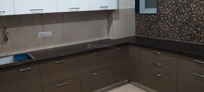 Kitchen Image of 1800 Sq.ft 3 BHK Builder Floor for sale in Mansarover Garden New Delhi for Rs. 48000000