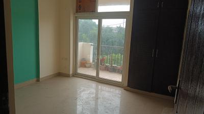 Bedroom Image of 1835 Sq.ft 3.5 BHK Apartment / Flat for sale in Amrapali Silicon City, Sector 76 Noida for Rs. 19700000
