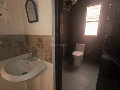 Bathroom Image of 650 Sq.ft 1 BHK Builder Floor for sale in Malleswaram Bengaluru for Rs. 7500000