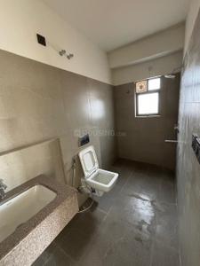 Bathroom Image of 1473 Sq.ft 3 BHK Apartment / Flat for rent in Merlin Pristine, New Alipore Kolkata for Rs. 58000