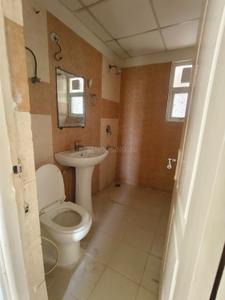Bathroom Image of 1217 Sq.ft 2.5 BHK Apartment / Flat for rent in RG Residency, Sector 120 Noida for Rs. 29000