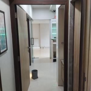 Image of 1025 Sq.ft 2 BHK Apartment / Flat for rent in K Raheja Classique, Andheri West, Mumbai for Rs. 125000