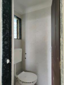 Common Bathroom Image of 585 Sq.ft 1 BHK Apartment / Flat for rent in MAAD Yashvant Srushti, Boisar Mumbai for Rs. 7500