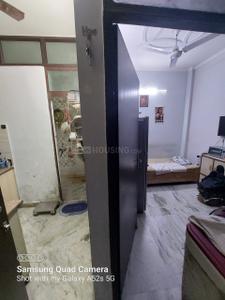 Hall Image of 725 Sq.ft 1 BHK Builder Floor for sale in Shakarpur Khas New Delhi for Rs. 4000000
