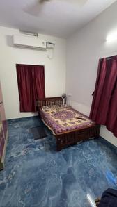 Bedroom Image of 1000 Sq.ft 2 BHK Independent House for rent in Panangad Kochi for Rs. 10000