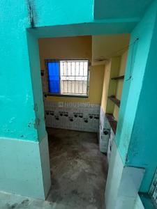 Bathroom Image of 160 Sq.ft 1 BHK Farm House for rent in Konnagar Hooghly for Rs. 3000