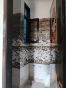 Common Bathroom Image of 750 Sq.ft 2 BHK Builder Floor for sale in DLF Ankur Vihar Ghaziabad for Rs. 2330433
