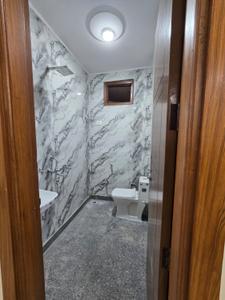 Image of 1330 Sq.ft 3 BHK Builder Floor for sale in Laxmi Nagar, New Delhi for Rs. 10000000