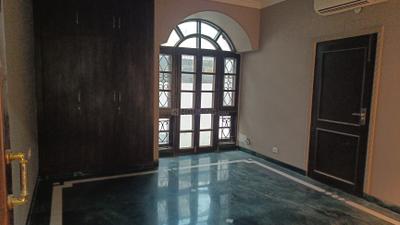 Bedroom Image of 5500 Sq.ft 6 BHK Independent House for rent in New Friends Colony New Delhi for Rs. 700000