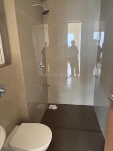 Bathroom Image of 650 Sq.ft 2 BHK Apartment / Flat for sale in Worli Mumbai for Rs. 37000000
